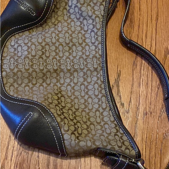 Coach Handbag - Picture 3 of 4